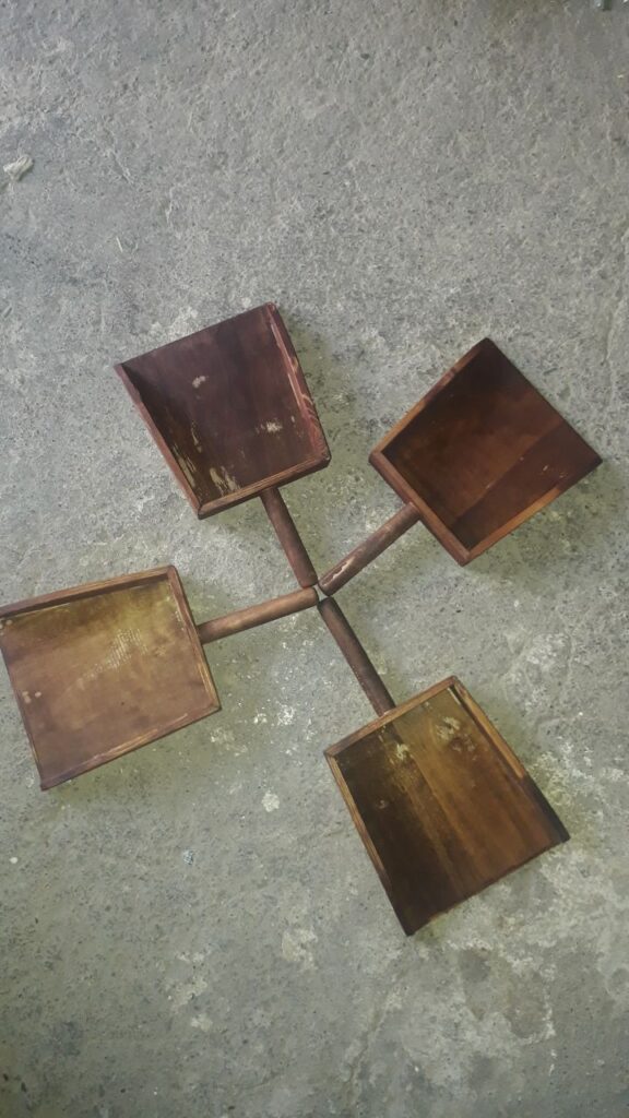 خاک انداز چوبی