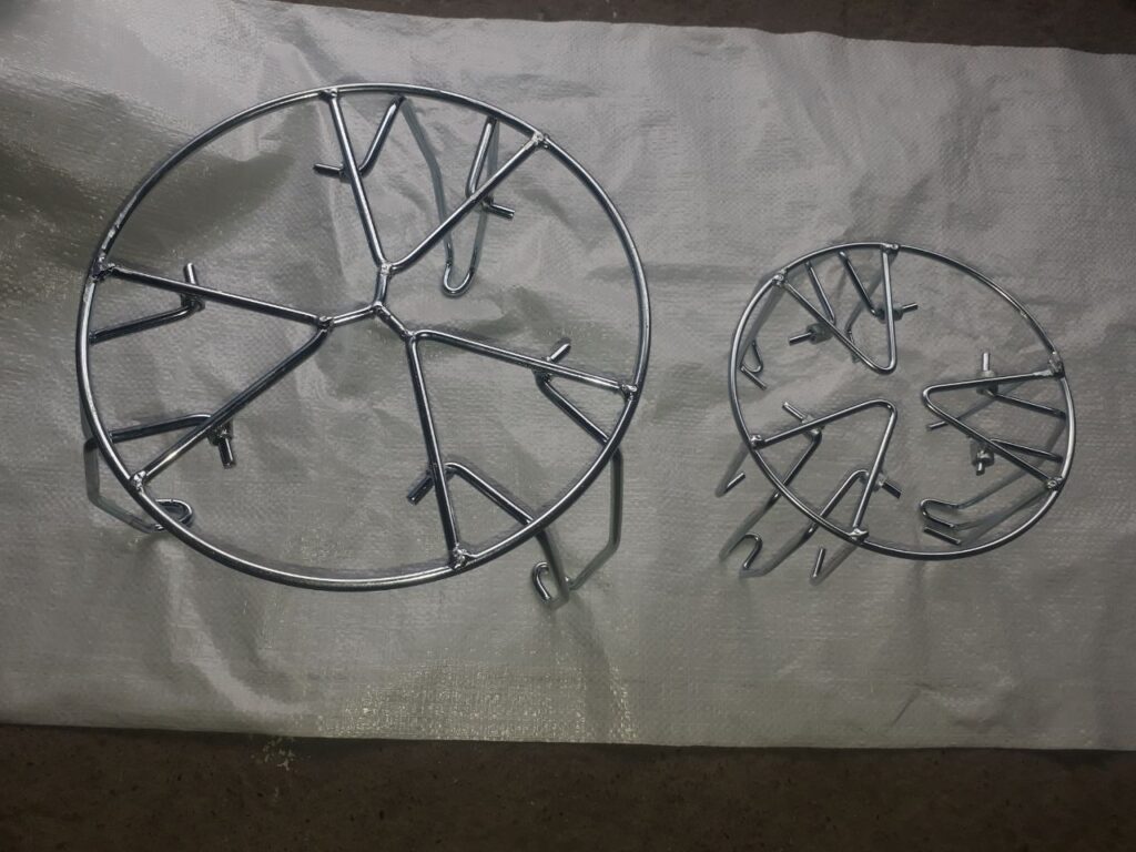 سه پایه تاشو گرد قابل نصب روی پیکنیک