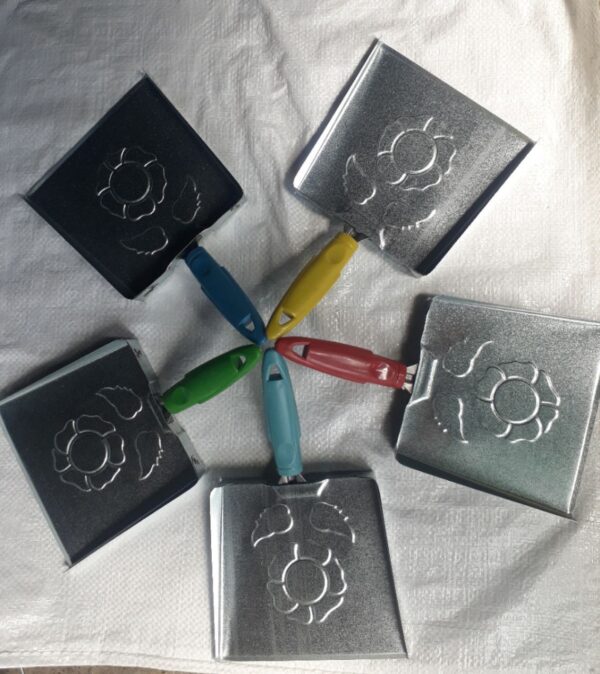 خاک انداز دسته لاکی گلدار