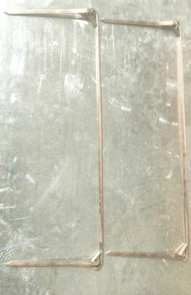 منقل میخی (صحرایی)